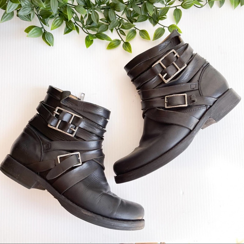 Frye | Veronica Black Strappy Boots Leather - Picture 2 of 11